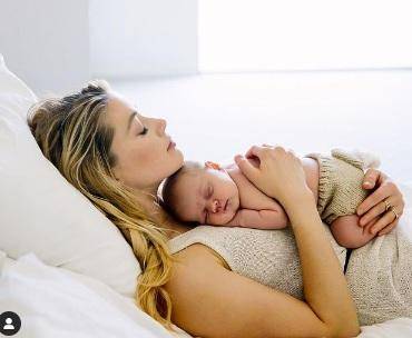 Sorpresa: Amber Heard, ex de Johnny Depp, fue mamá