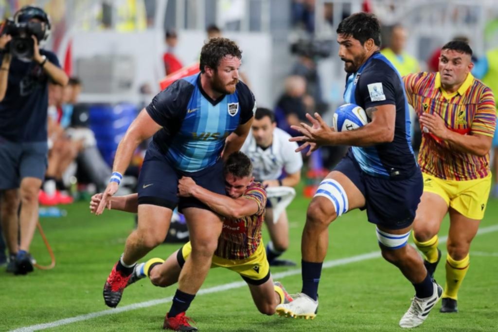Con sufrimientos y varios errores, ganaron Los Pumas