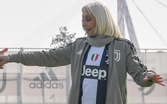 Juventus expresó su pésame por la muerte de su hincha más famosa: Raffaella Carrá