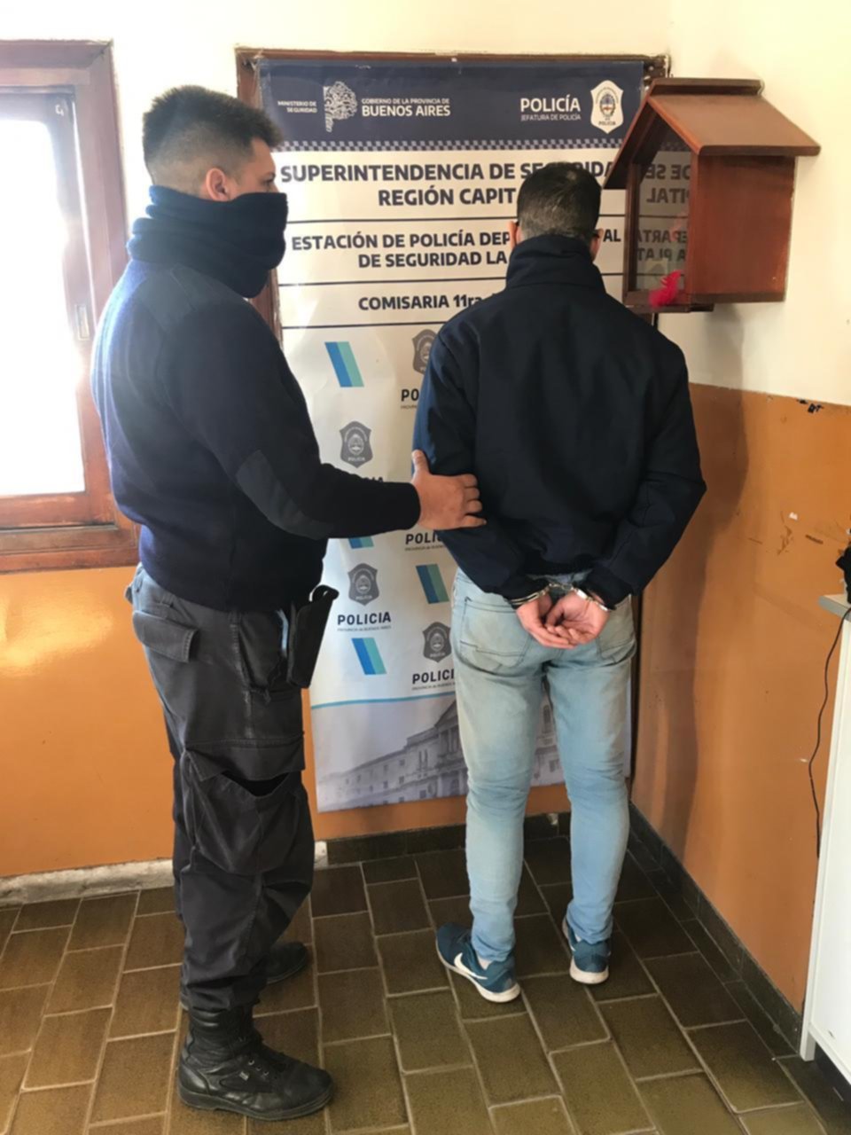 Tolosa: tras discutir con su mujer embarazada, la golpeó y le hizo cortes en una oreja