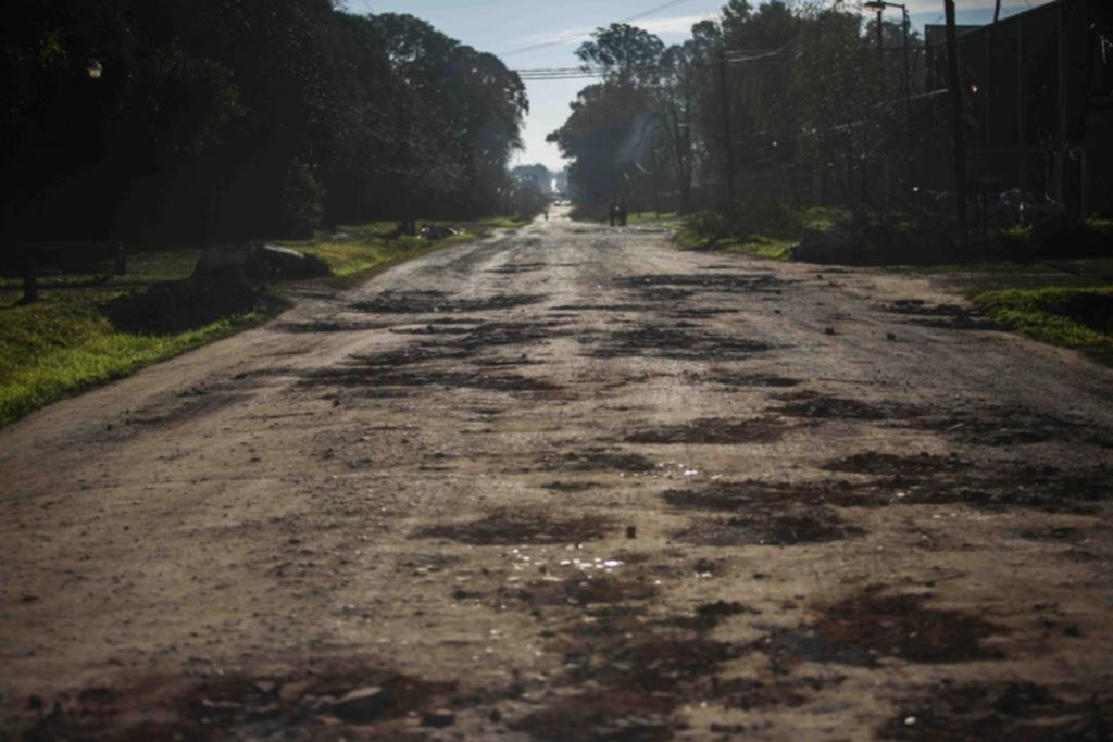 El estado de la calle 161 suma reclamos en el tramo de 44 a 520