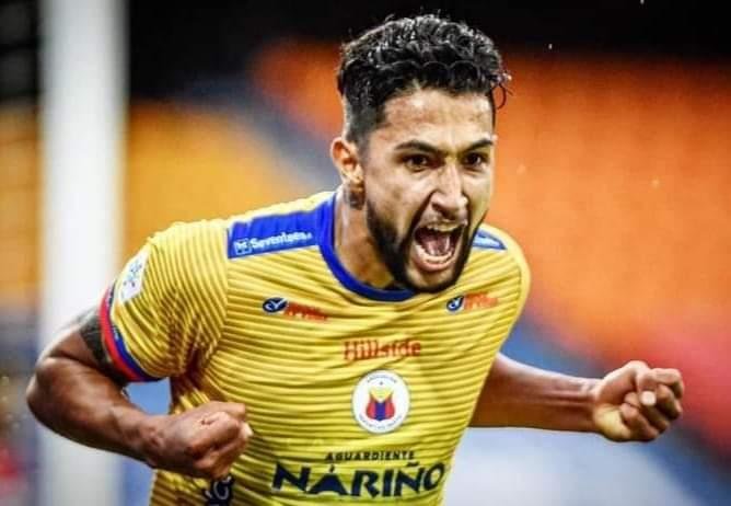 Jeison Medina, de a poco, comienza a acercarse a Gimnasia como refuerzo