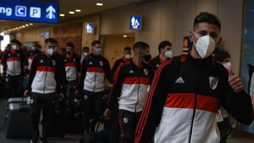 River vuelve de Orlando cargado de problemas que no estaban en carpeta
