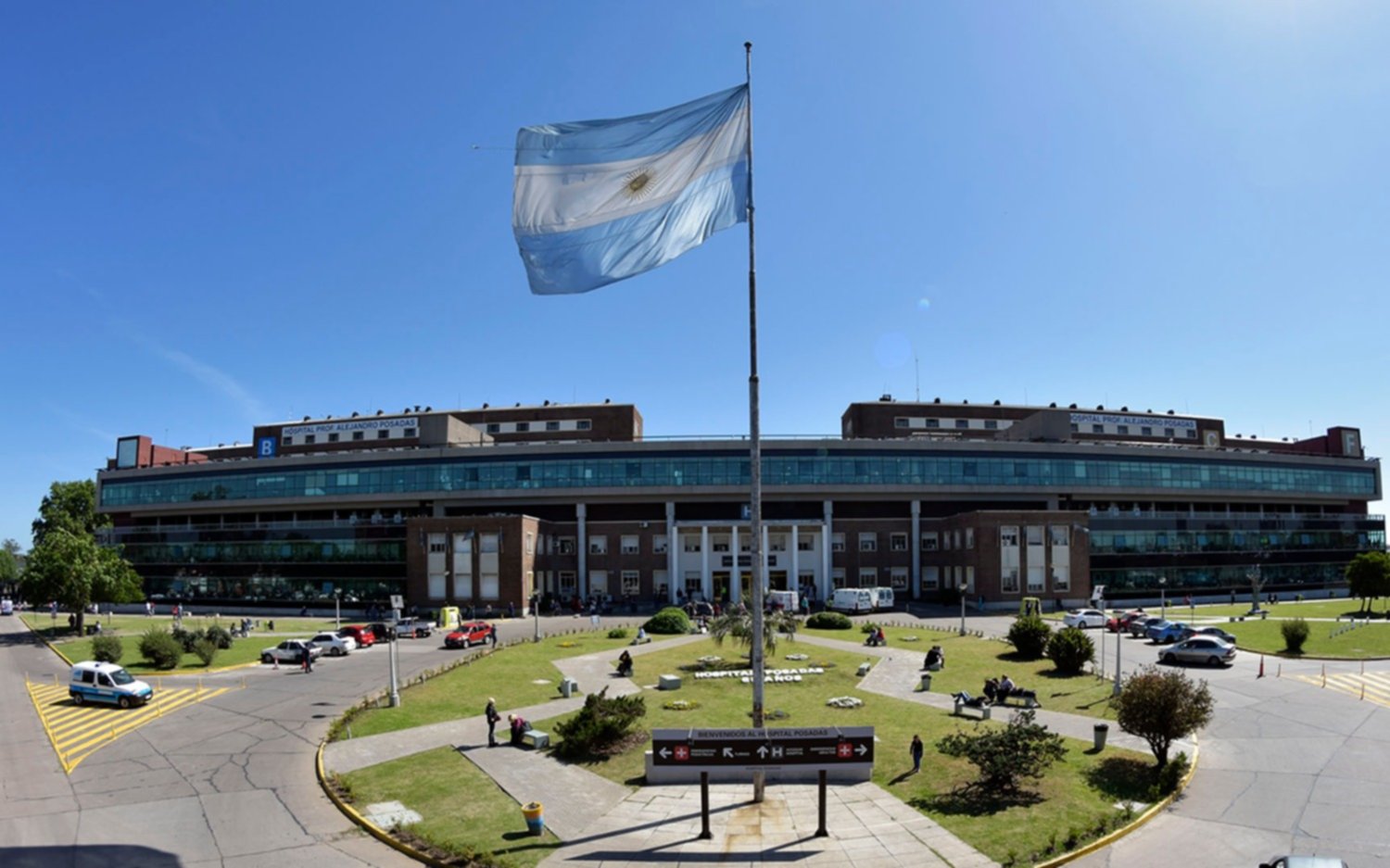 Vacunatorio VIP: confirmaron que fueron 385 las personas que se vacunaron en el Hospital Posadas sin estar registradas