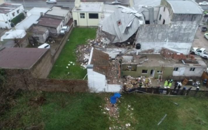 Mar del Plata: matrimonio quedó atrapado bajo los escombros tras explotar una caldera