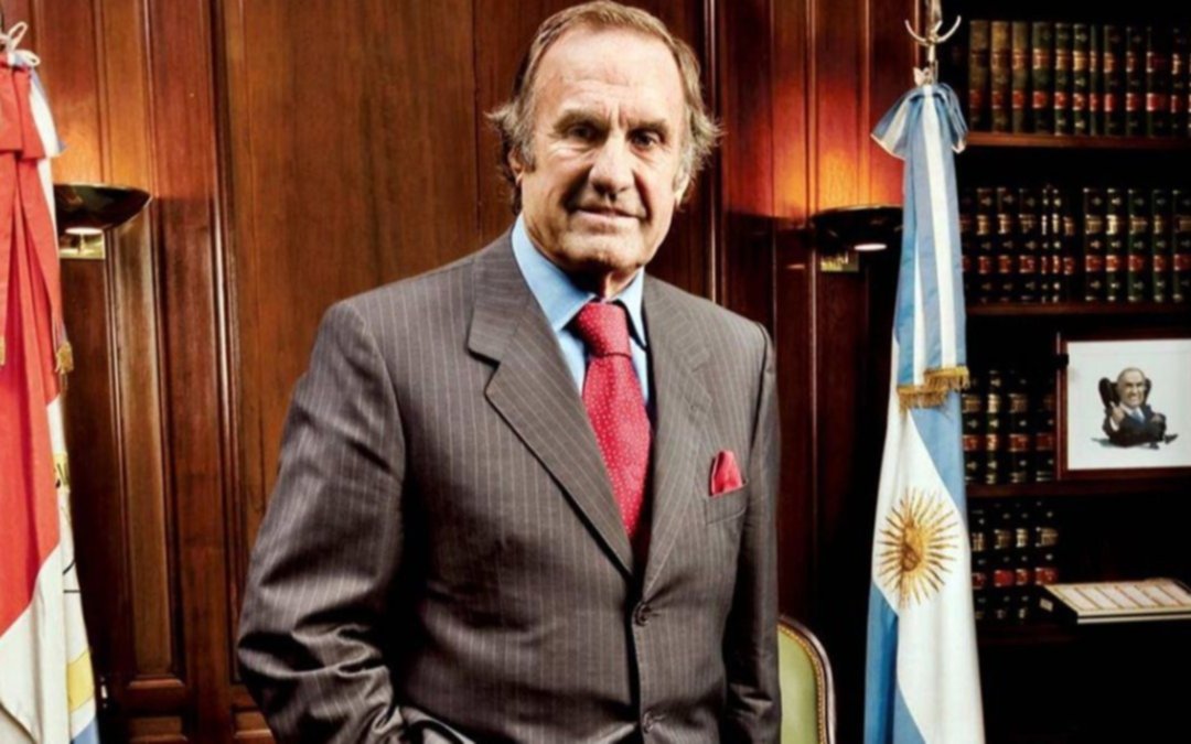 El mensaje de Alberto Fernández por la muerte de Carlos Reutemann