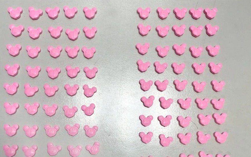 La PSA detuvo a un hombre con 700 pastillas de éxtasis en Aeroparque