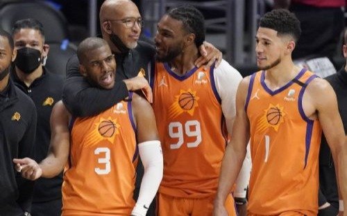 Phoenix Suns se queda con la primera final de la NBA ante Milwaukee Bucks