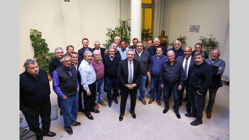 Modifican por decreto el sistema de elección de la obra social, a pedido de la CGT