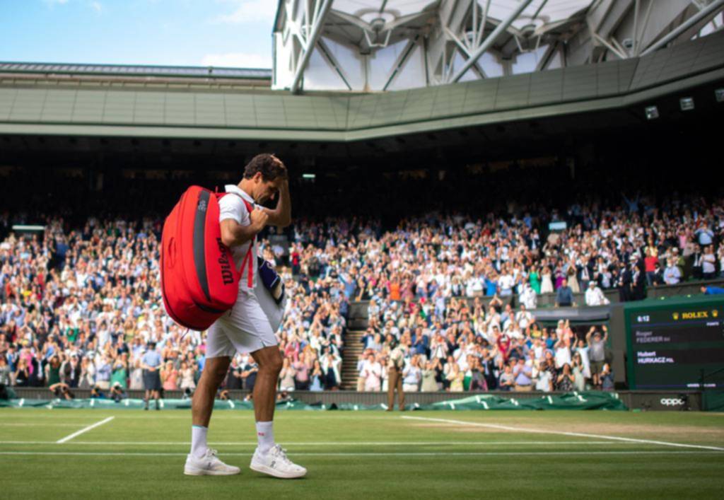 Djokovic avanza y Federer está más cerca del adiós