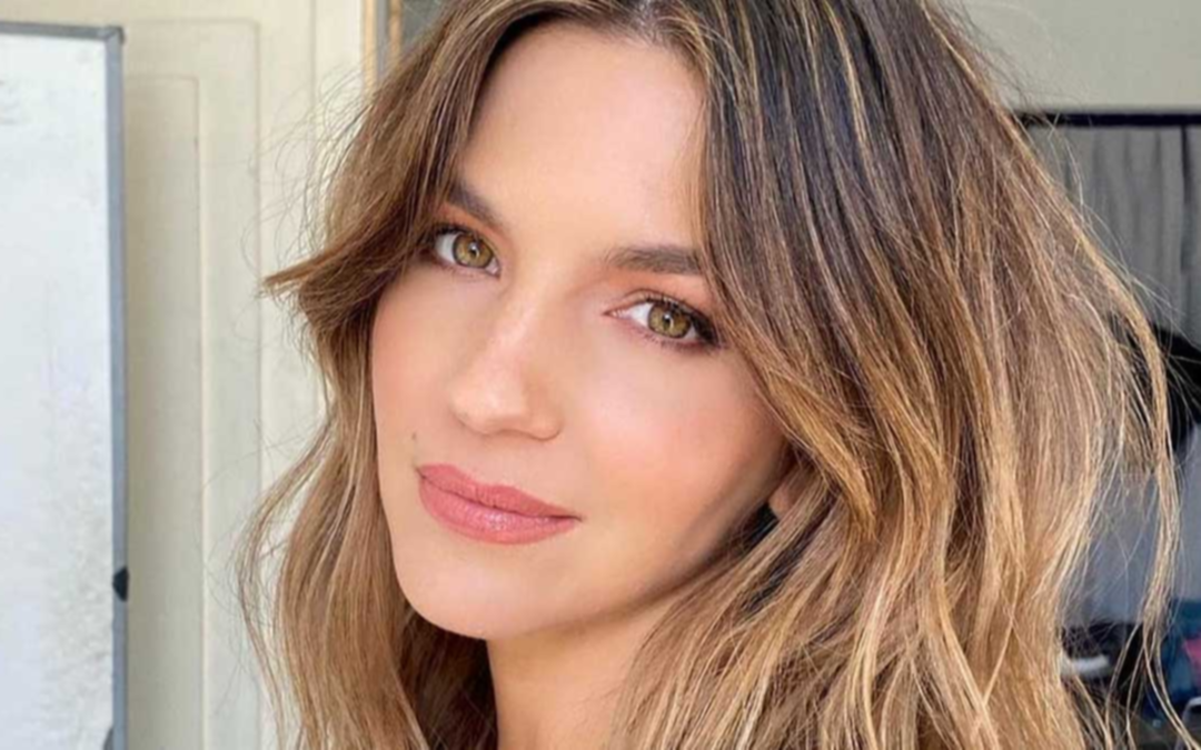 Marcela Kloosterboer revolucionó las redes con un cariñoso mensaje para "Dibu" Martínez