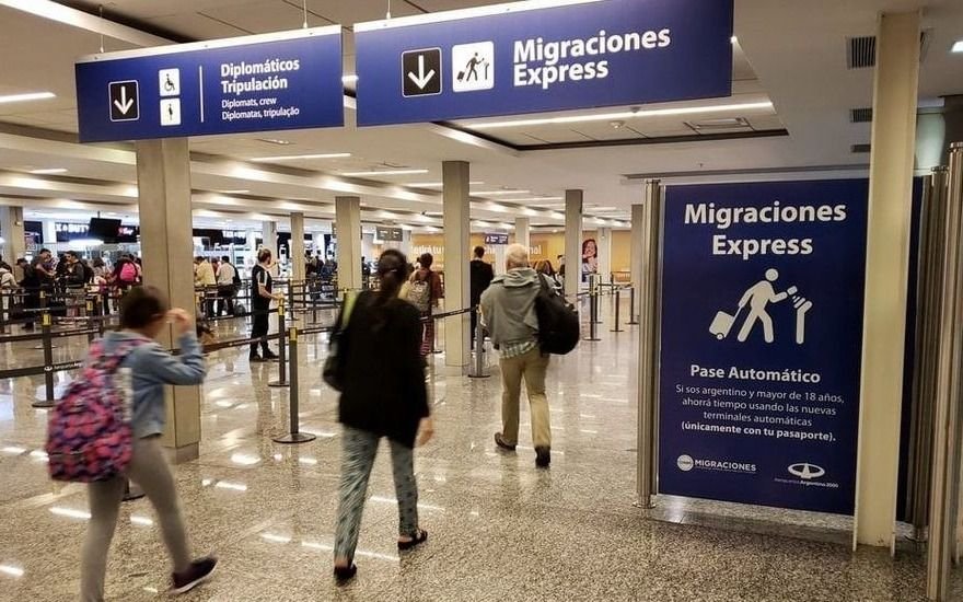 Confirman dos nuevos casos de coronavirus de la variante Delta
