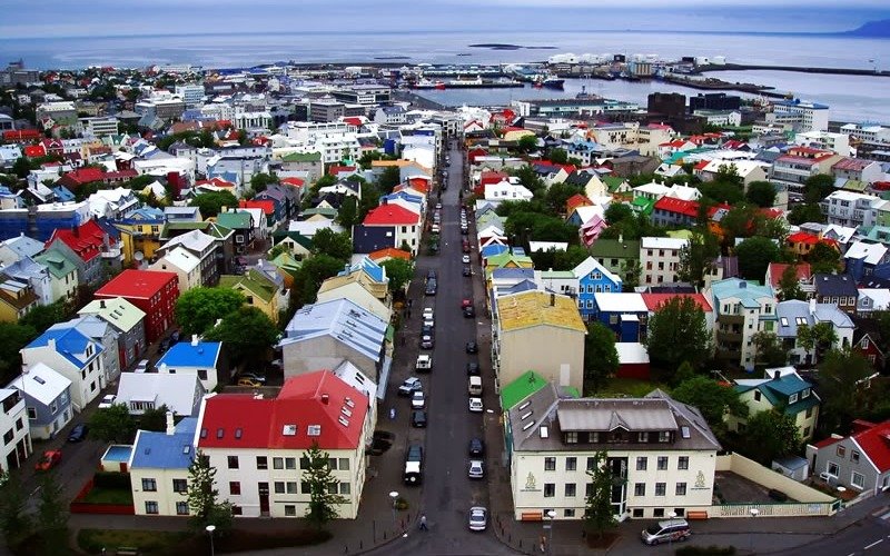 Tras la prueba de una semana laboral de 4 días, en Islandia aseguran que fue un "rotundo éxito"
