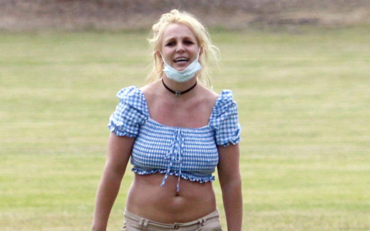 Mariah Carey, Miley Cyrus, Paris Hilton, Katy Perry y Christina Aguilera salen al rescate de Britney Spears
