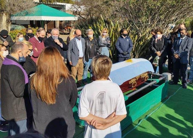 Un último adiós muy íntimo a Lole Reutemann