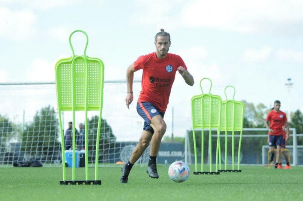 Si acuerda su salida del Ciclón, Lucas Melano se sumará a Estudiantes