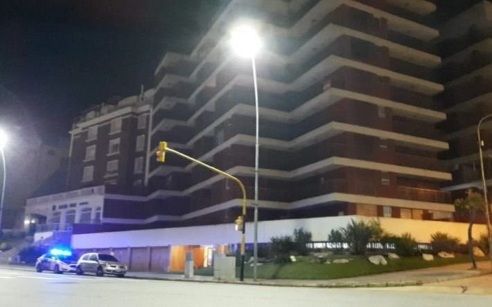 Tragedia en Mar del Plata: una joven murió al caer por el hueco de un ascensor