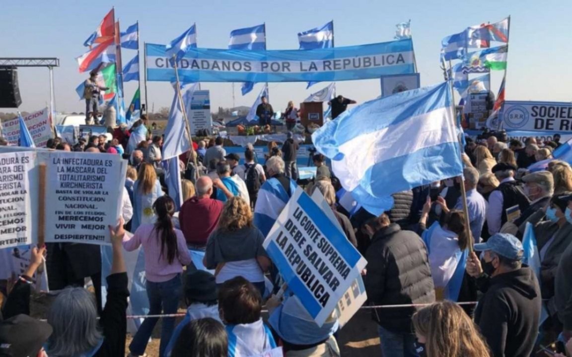 La Mesa de Enlace calificó al Gobierno de "mentiroso" y le pidió que "dialogue y no destruya"