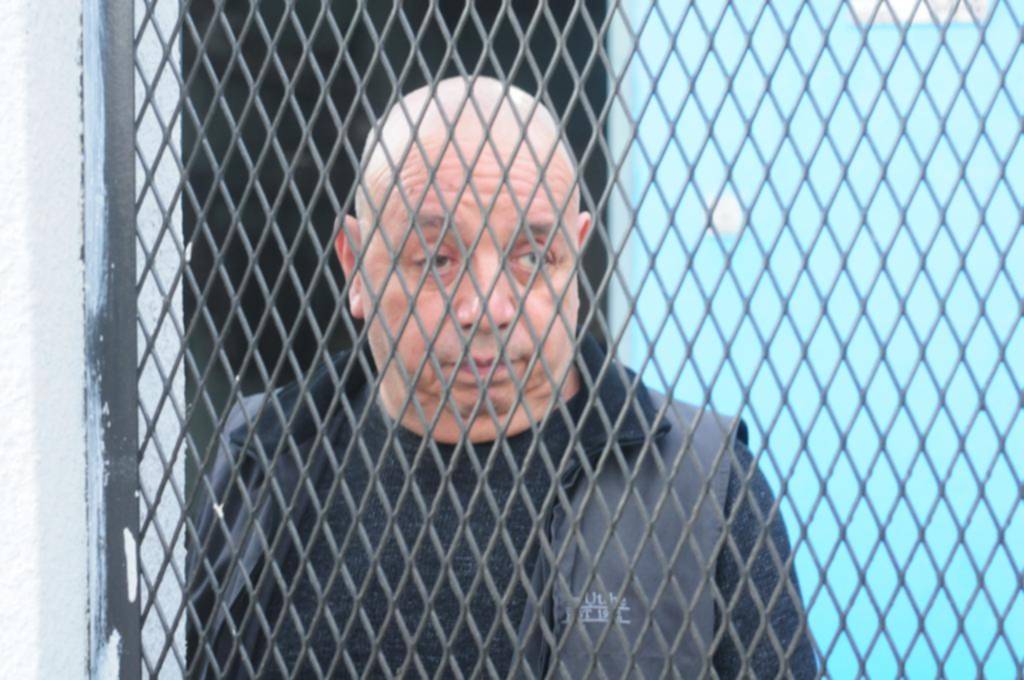 Frustró una entradera en su casa forcejeando con ladrones y con la ayuda de la alarma vecinal