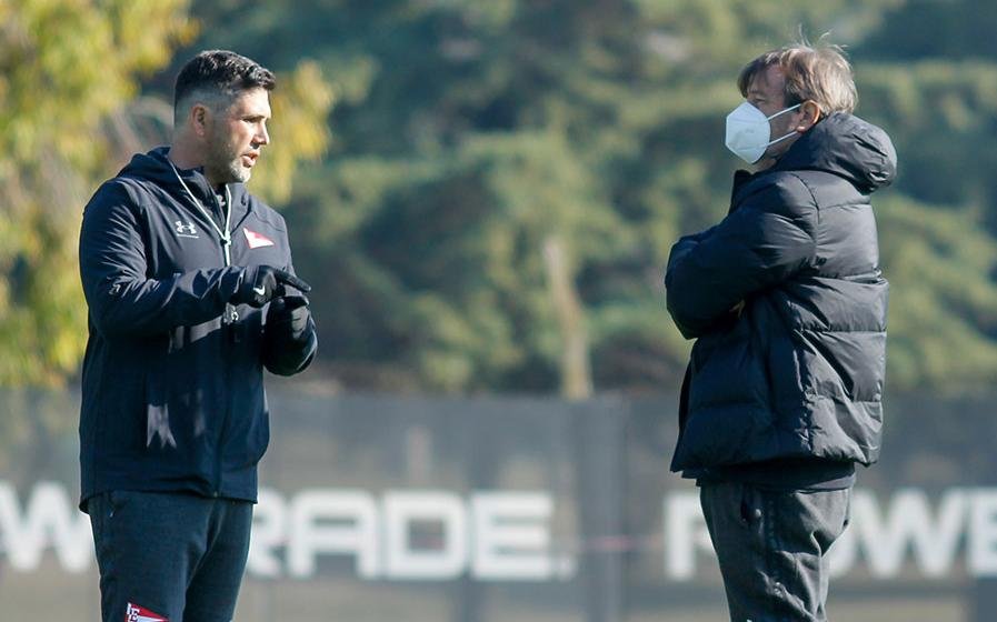 Buscando el ideal, el Pincha cierra su pretemporada ante Atlético