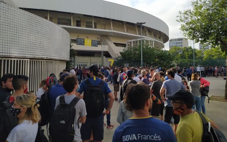 Conmebol denunció que hinchas argentinos y brasileños falsificaron pruebas PCR para ingresar a la final