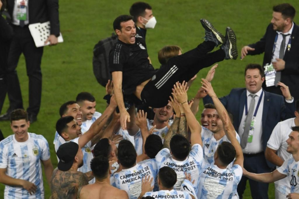 “Cuando todos tiran para adelante, es difícil que no te vaya bien”, dijo Scaloni
