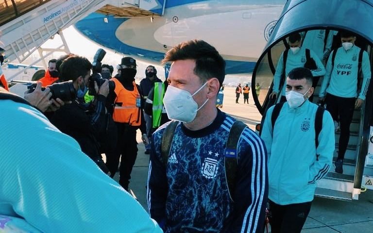 Los campeones de América arribaron temprano al país tras el "Maracanazo"