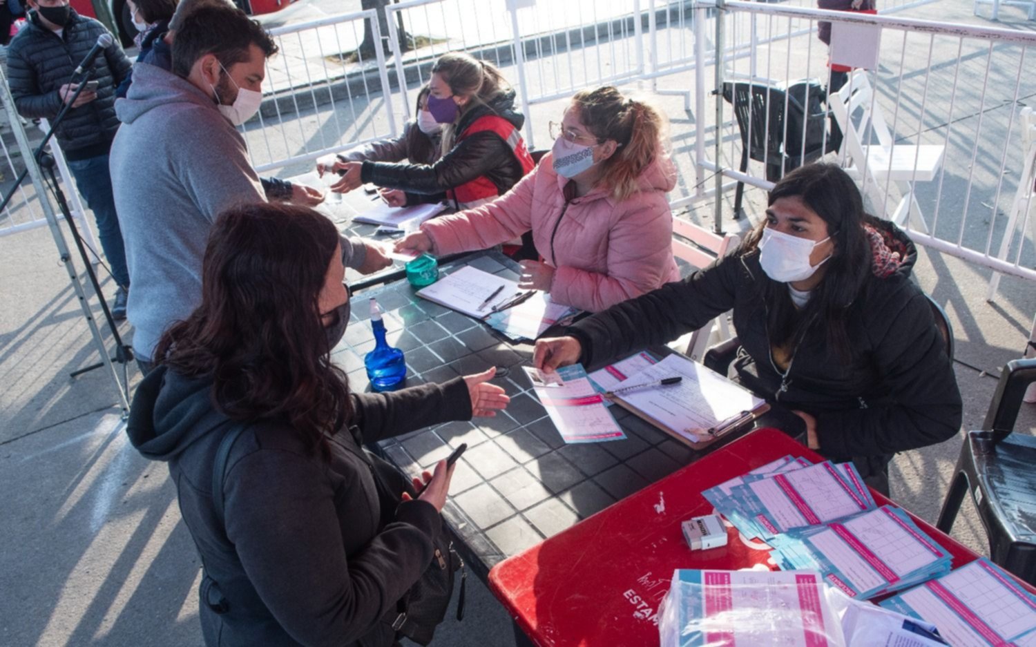 Por séptima semana consecutiva bajan los contagios en la Provincia