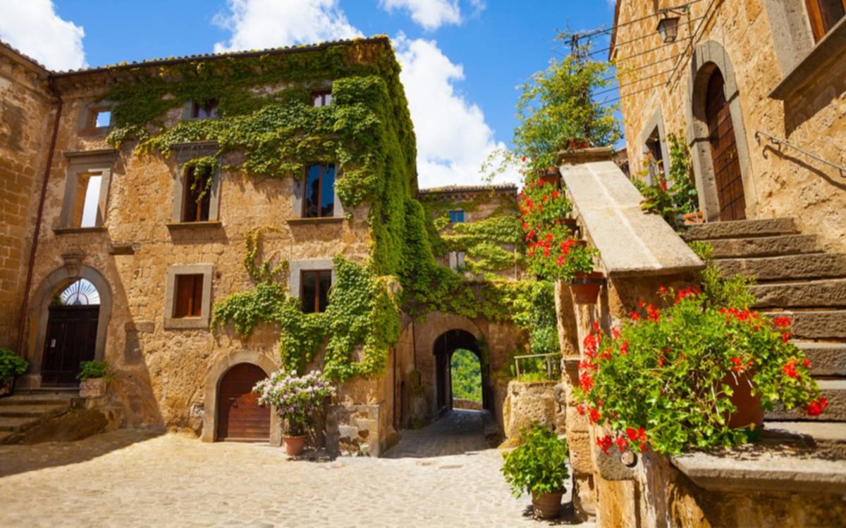 Calabria, la región de Italia que ofrece dinero y una casa a menores de 40 años para vivir y trabajar en sus pueblos
