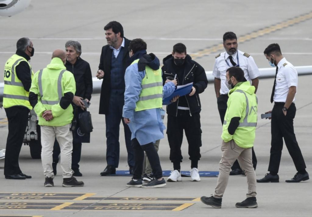 Messi: amenaza de bomba, viaje relámpago y visado para USA