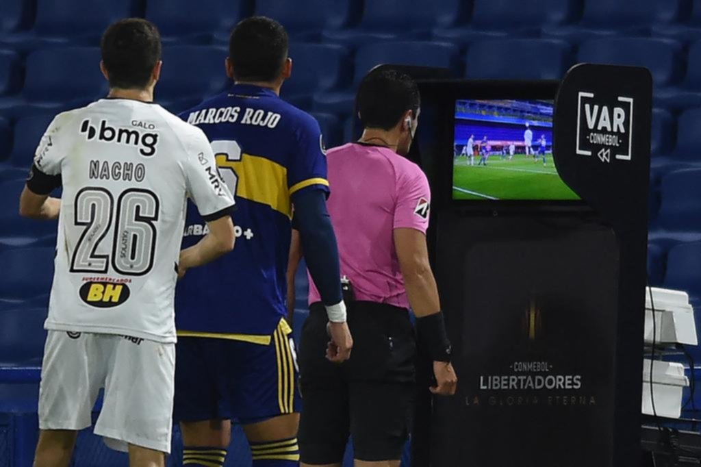 Un gol anulado por el VAR que despertó toda la polémica