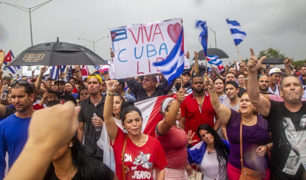Arrestos a periodistas en Cuba para impedir que informen