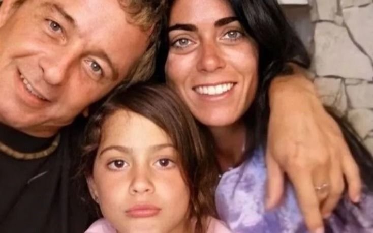 Tini, destrozada por la muerte de su tío, el productor Rodolfo Stoessel