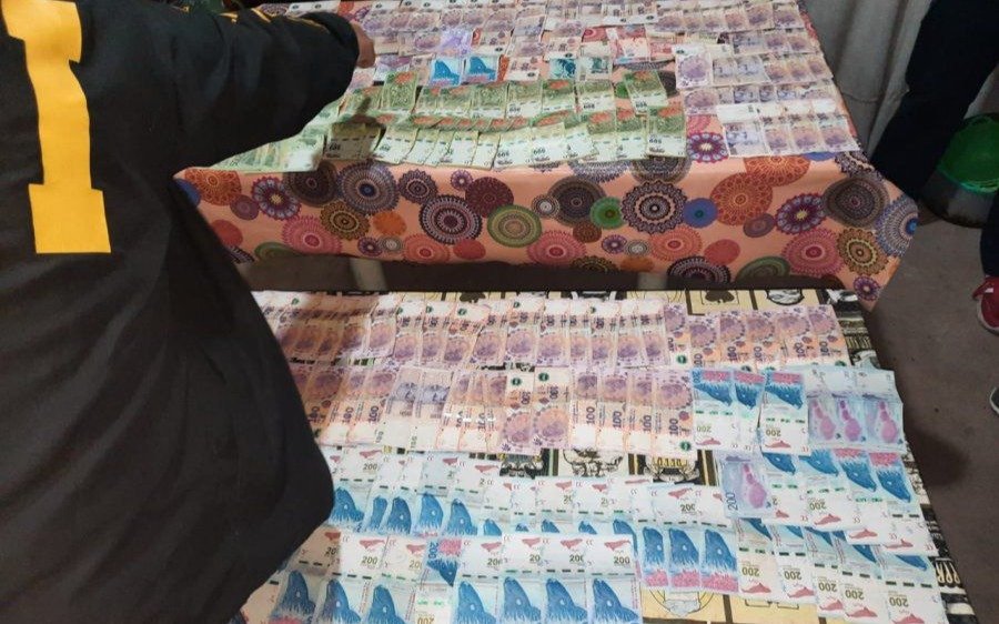 Sospechan que una empleada doméstica tenía parte del botín de millonario robo en un country