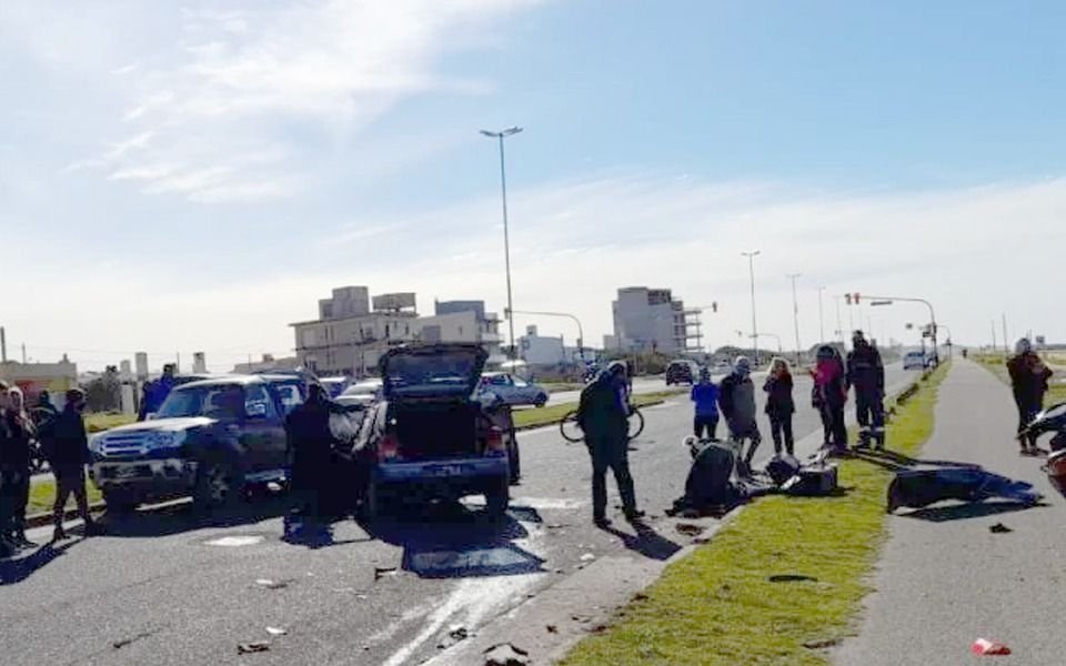 Mató a su papá a martillazos y se suicidó chocando intencionalmente contra una camioneta