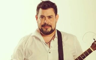 Ariel Gremes musicalizó "La Peña de Juan Pablo"