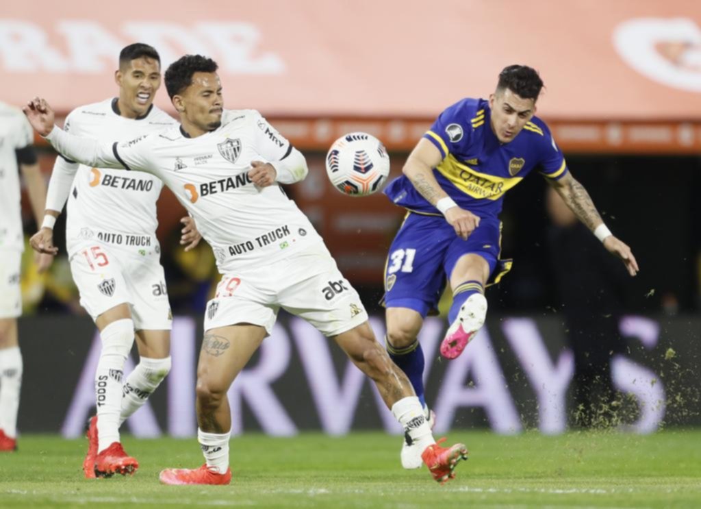Pavón, cerca de emigrar y rechazan oferta por Villa