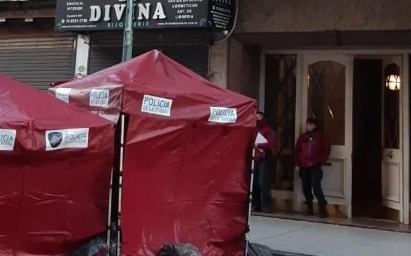 Balvanera: una mujer y sus dos hijos murieron al caer de un noveno piso