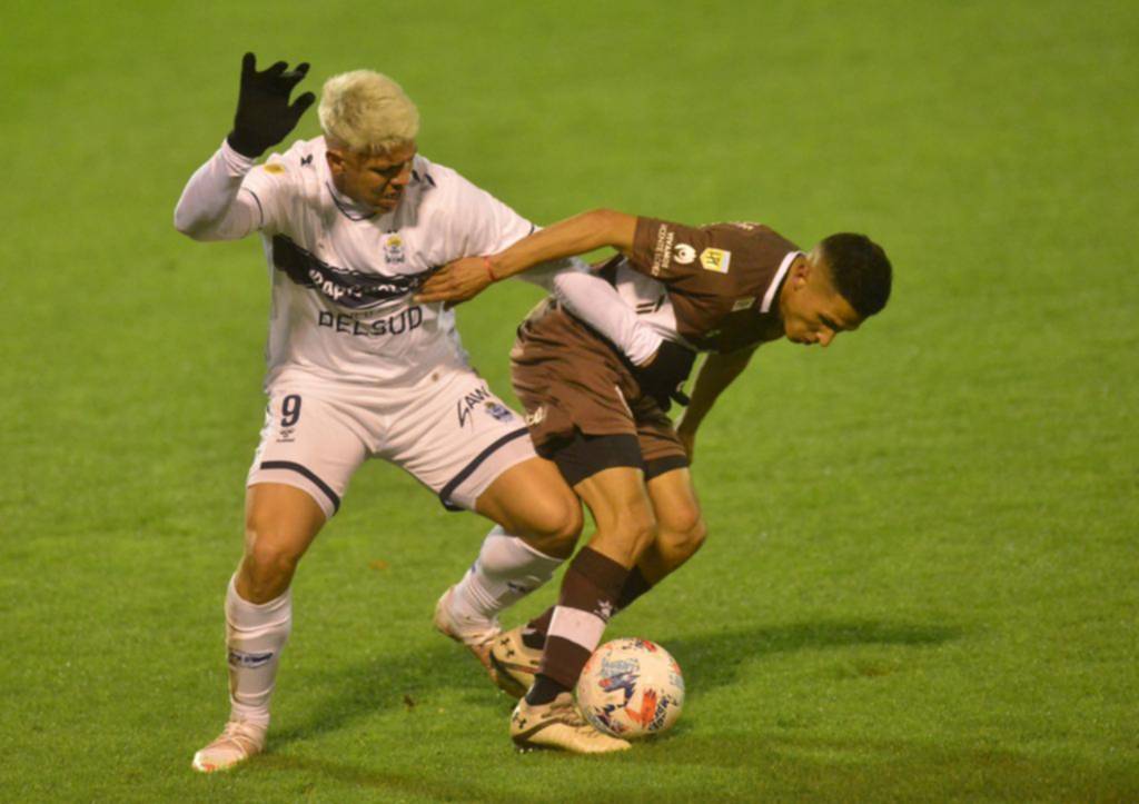 Haber sumado fue lo mejor de una primera labor muy alejada de lo que esperan los hinchas