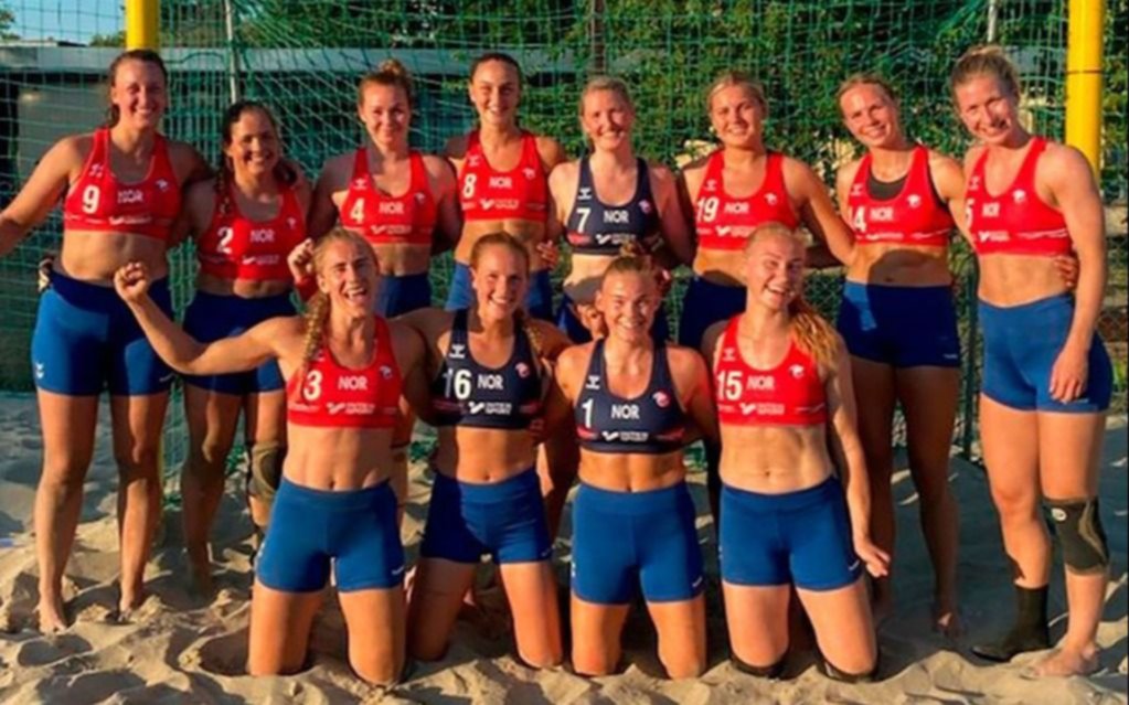 Las noruegas se plantan: renuncian al bikini cavado en un partido de handball pese a las sanciones