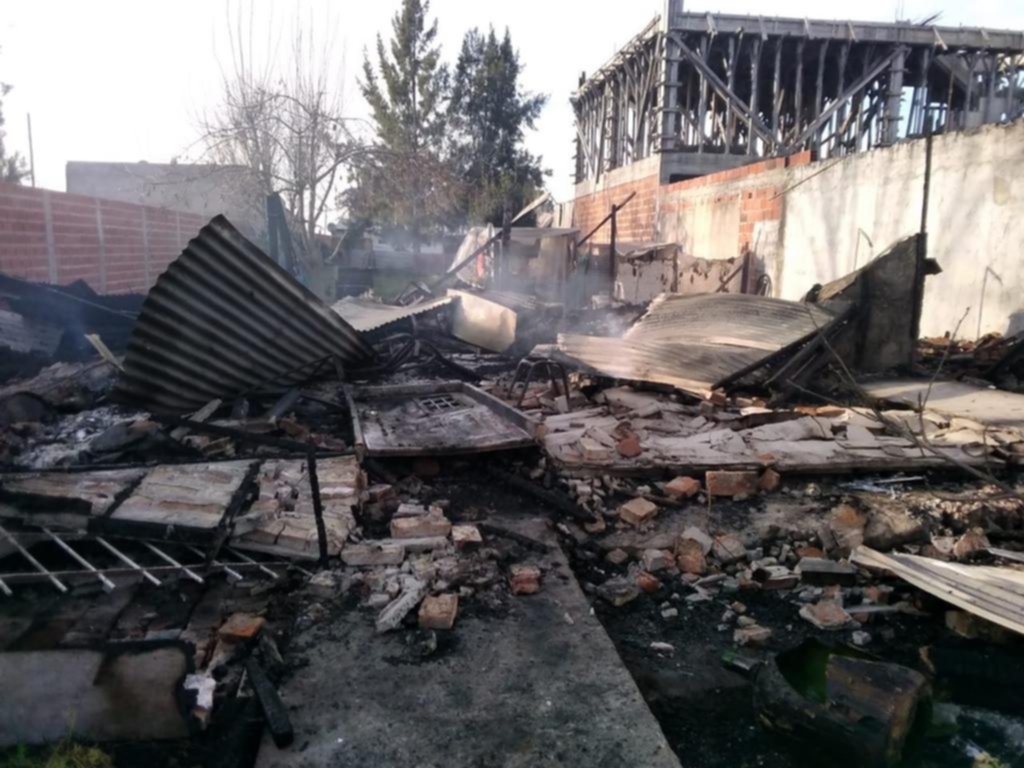 El fuego volvió a generar daños en viviendas y en la zona rural