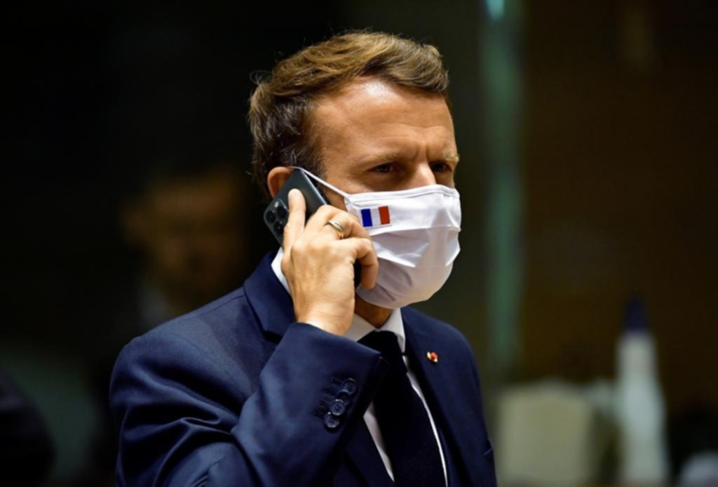 Macron, entre las víctimas de un programa de ciberespionaje