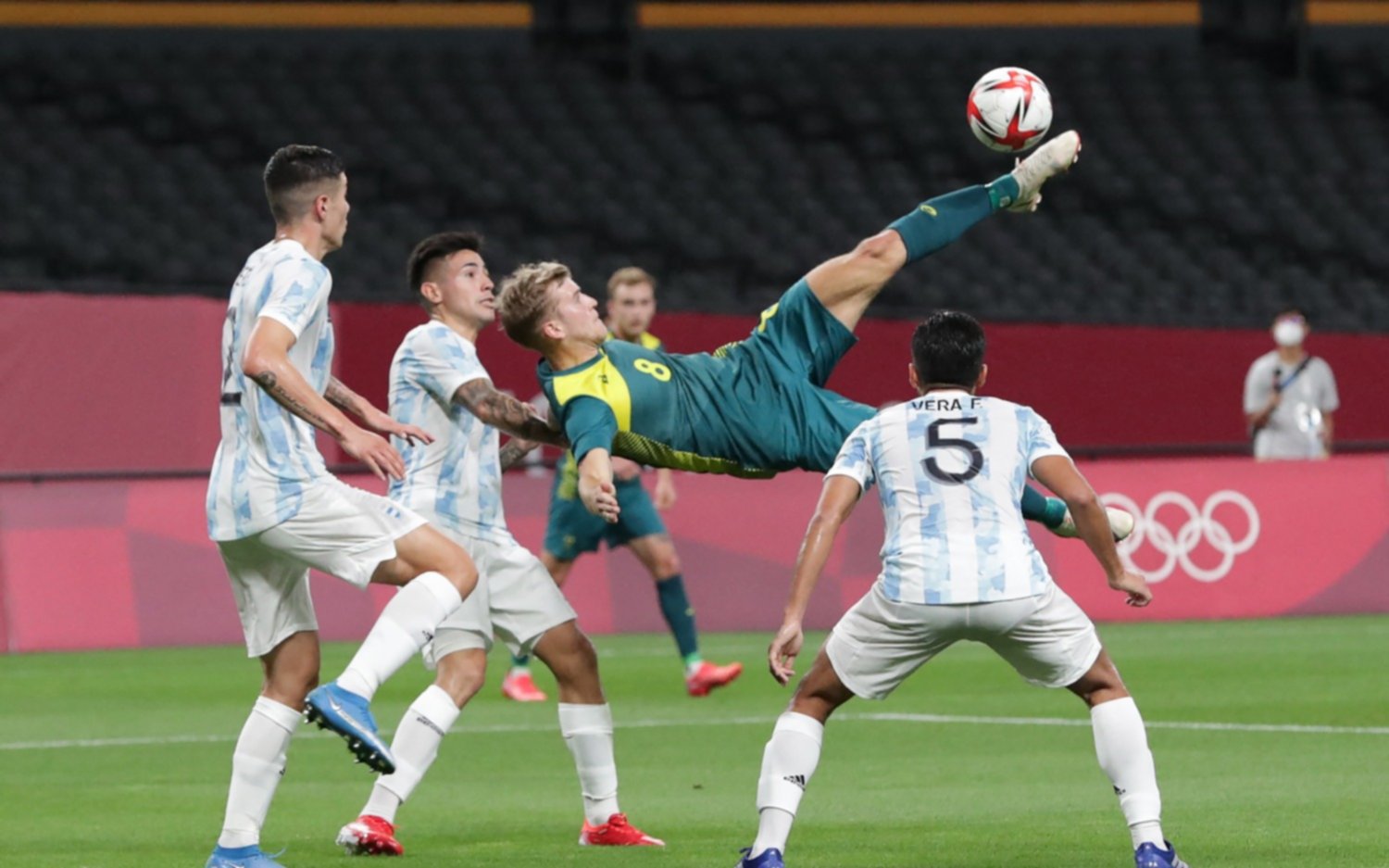 El fútbol masculino cayó 2 a 0 contra Australia en el debut en los Juegos Olímpicos