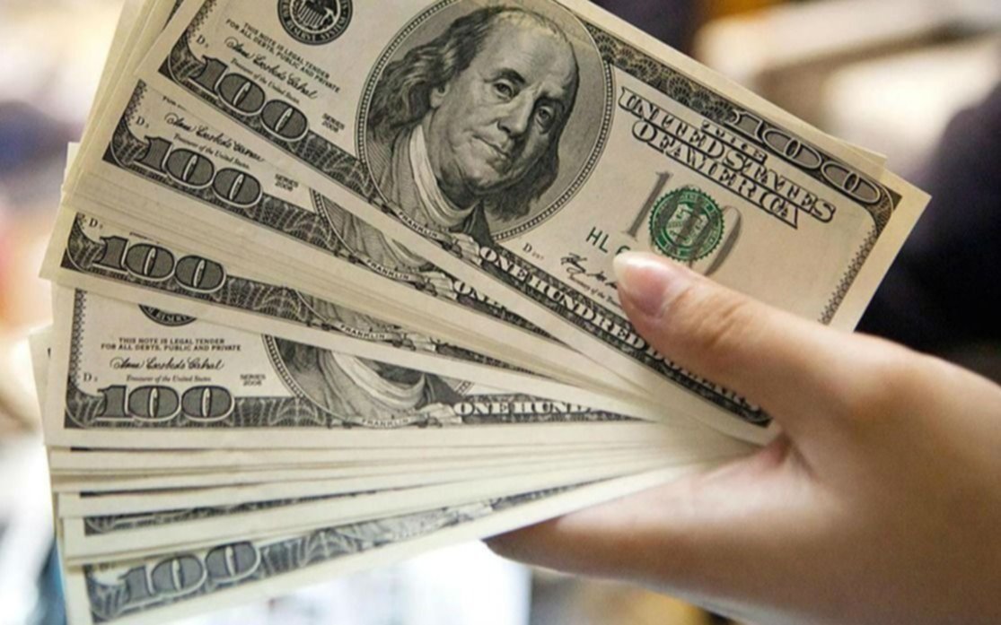 No para: el dólar blue acumula su séptima jornada de suba