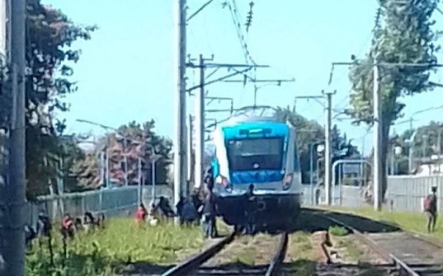 Tren Roca arrolló a una mujer en Bernal