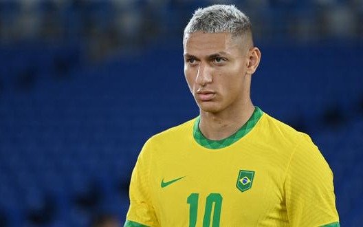 La chicana de Leandro Paredes a Richarlison tras el hat-trick del brasileño en los JJOO