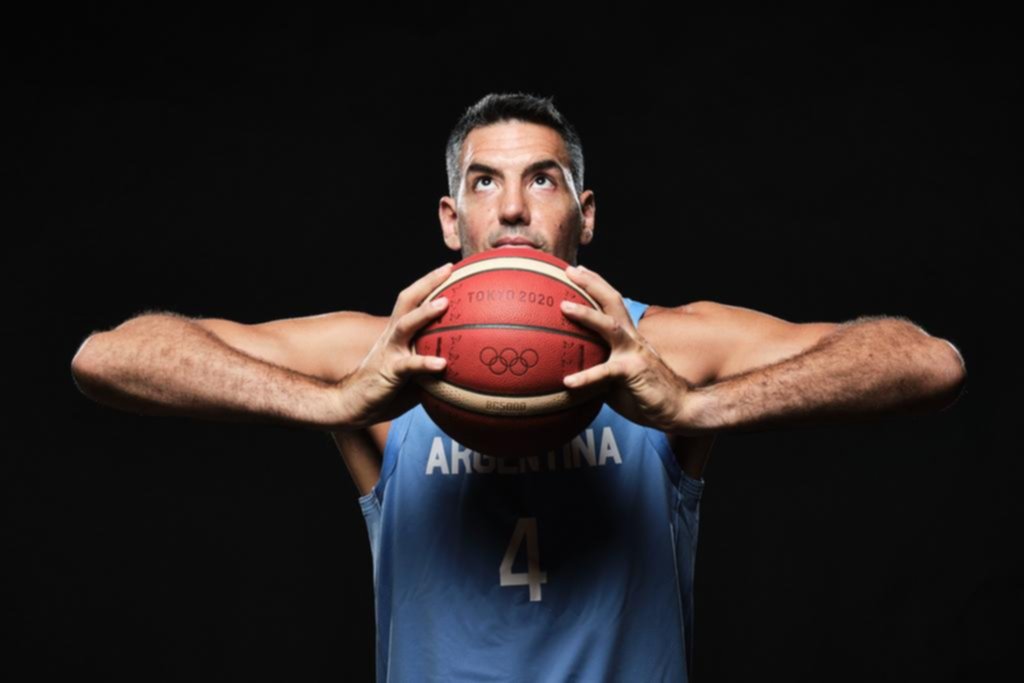 Luis Scola: “Yo no soy un héroe, ni alguien especial”