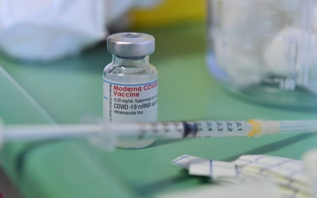 La vacuna de Moderna se incluirá en los estudios de combinación de dosis en Argentina