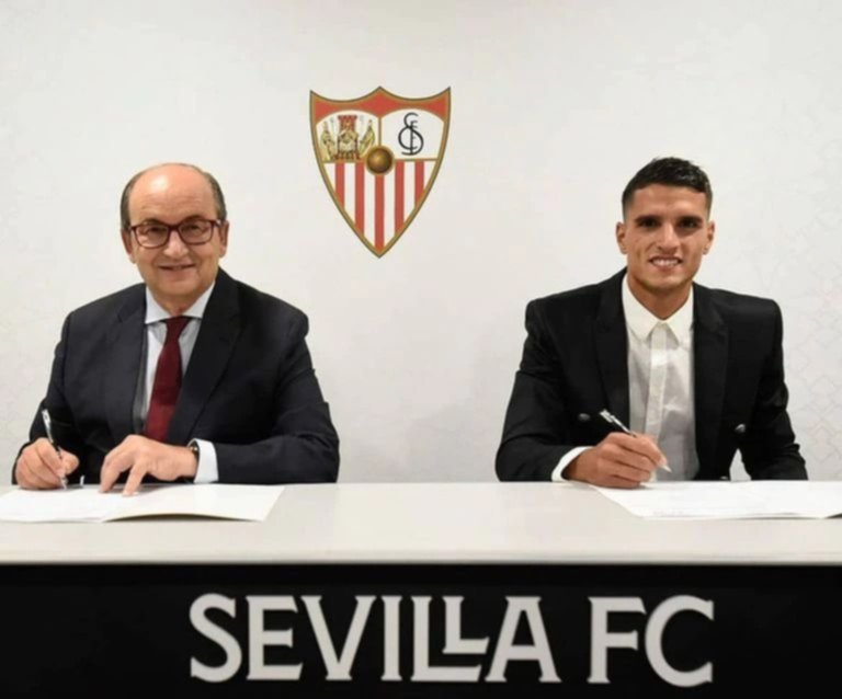 El argentino que después de ocho temporadas en la Premier League firmó con el Sevilla
