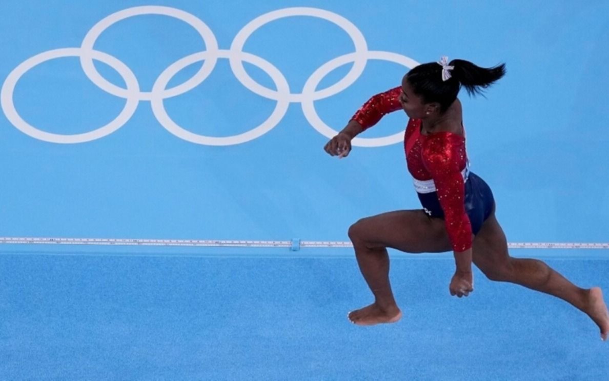 Simone Biles y las razones de su retiro de la gimnasia: habló de "demonios en la cabeza"